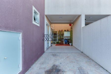 38_photo/94dcfacf6b.c138c72070bc8d83-ATLAS-8a49e04e-e46f-4f59-a836-107273901dd9.jpg de casa à venda com 3 quartos, 112m² em Uberaba, Curitiba