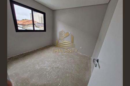 6_photo/94dcfacf6d.c405d9b7cdaa4033-ATLAS-9f4daff4-4c8b-41b9-8533-24d6a872053e.jpg de casa de condomínio à venda com 3 quartos, 145m² em Uberaba, Curitiba