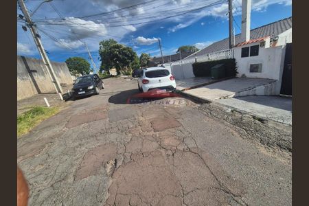 3_photo/94dcfacf8f.adb140a9451bad8e-ATLAS-69e67b93-636e-47b1-92c1-d95925888c5a.jpg de casa à venda com 2 quartos, 210m² em Uberaba, Curitiba