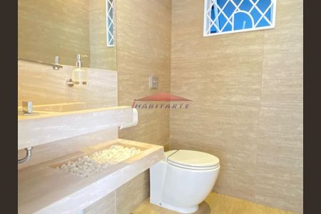 27_photo/94dcfacfd1.777899b2c09bdc5f-ATLAS-5ba6c5af-f3ff-4afb-841f-5dd4fb1ecc43.jpg de casa à venda com 3 quartos, 260m² em Uberaba, Curitiba