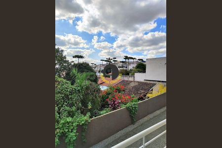 2_photo/94dcfad19b.b63fb19834d8465e-ATLAS-08f20dfe-3874-4abb-8754-ccef78ded9e0.jpg de casa à venda com 3 quartos, 128m² em Uberaba, Curitiba