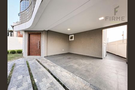 2_photo/94dcfad22b.8e241acf4c0e9a39-ATLAS-4a6d29a4-dff3-4906-bdd4-90ab6ba81eb2.jpg de casa à venda com 3 quartos, 210m² em Uberaba, Curitiba