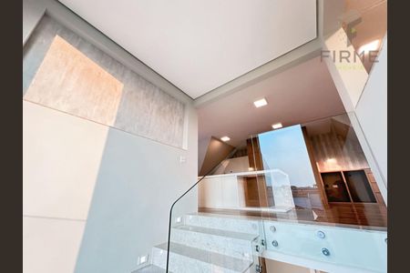 31_photo/94dcfad22b.8e241acf4c0e9a39-ATLAS-72f06bdf-39e3-47c1-a3cb-14e339a64e06.jpg de casa à venda com 3 quartos, 210m² em Uberaba, Curitiba