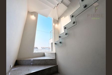 14_photo/94dcfad22b.8e241acf4c0e9a39-ATLAS-b884ea8c-4065-4b60-be9f-2ab59b111d52.jpg de casa à venda com 3 quartos, 210m² em Uberaba, Curitiba