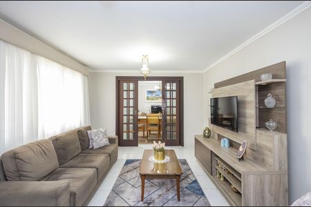 3_photo/94dcfad2b5.cc7236c2711dd29d-ATLAS-111a0e08-e743-4fdf-8957-605106663fcb.jpg de casa à venda com 3 quartos, 144m² em Uberaba, Curitiba