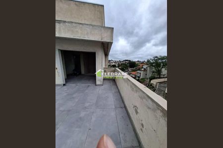 1_photo/94dcfad2c5.b760bf5d8bb46efe-ATLAS-35603e80-157b-4d88-a277-30e3b8e2acb2.jpg de casa à venda com 3 quartos, 139m² em Uberaba, Curitiba