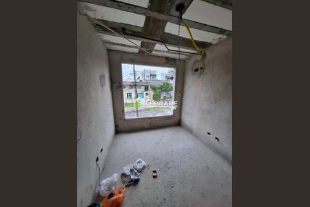 3_photo/94dcfad2c5.b760bf5d8bb46efe-ATLAS-a670c363-6d2e-41b1-a4d0-8b3e34f012e0.jpg de casa à venda com 3 quartos, 139m² em Uberaba, Curitiba