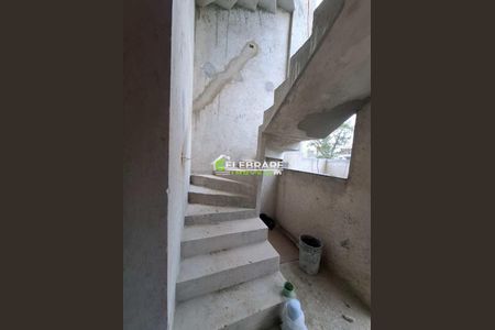 8_photo/94dcfad2c5.b760bf5d8bb46efe-ATLAS-c8b4ebee-b0d3-4faa-bdd6-5330c1f11deb.jpg de casa à venda com 3 quartos, 139m² em Uberaba, Curitiba