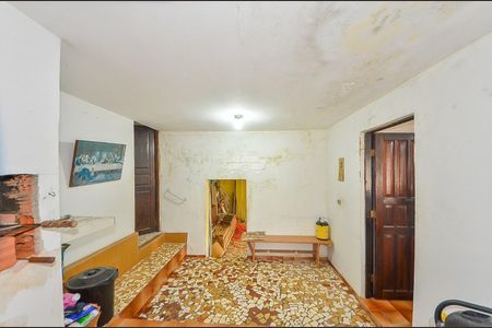 5_photo/94dcfad2fb.cba9474eaf1c4fd4-ATLAS-8c8bba3d-a5ef-471a-85b0-a2372ca7d348.jpg de casa à venda com 3 quartos, 585m² em Uberaba, Curitiba