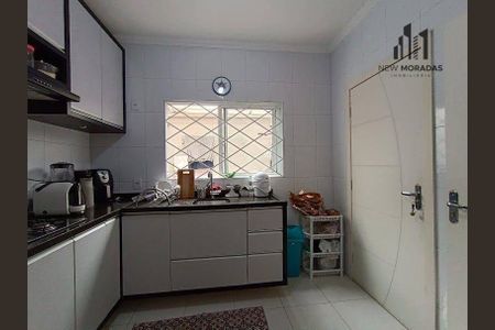 9_photo/94dcfad35f.be31b5bde481aac2-ATLAS-71ca3a00-a63d-4668-9f86-b245828fd1e8.jpg de casa à venda com 3 quartos, 113m² em Uberaba, Curitiba