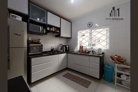 7_photo/94dcfad35f.be31b5bde481aac2-ATLAS-8646bf39-9b12-4d74-ada4-3a31a302d2f6.jpg de casa à venda com 3 quartos, 113m² em Uberaba, Curitiba