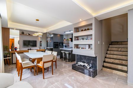 4_photo/94dcfad3a5.e1d2c46bde3eb79c-ATLAS-4651cb92-dc15-43f0-b6e6-a21e2fbbc8e2.jpg de casa à venda com 3 quartos, 130m² em Uberaba, Curitiba