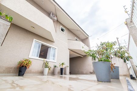 45_photo/94dcfad3a5.e1d2c46bde3eb79c-ATLAS-558cbdb1-2517-4ce5-b231-39b8c3c69eba.jpg de casa à venda com 3 quartos, 130m² em Uberaba, Curitiba