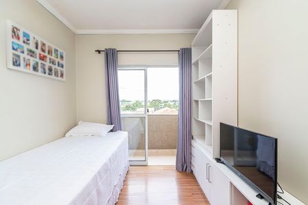 31_photo/94dcfad3a5.e1d2c46bde3eb79c-ATLAS-559d5538-7fce-4b84-abf3-e0a24664cfae.jpg de casa à venda com 3 quartos, 130m² em Uberaba, Curitiba