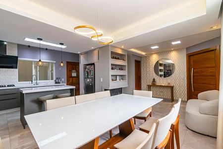 7_photo/94dcfad3a5.e1d2c46bde3eb79c-ATLAS-c1adfe75-6cc8-45b7-af2a-fea2dea58b92.jpg de casa à venda com 3 quartos, 130m² em Uberaba, Curitiba