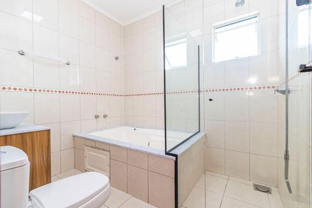 24_photo/94dcfad3a5.e1d2c46bde3eb79c-ATLAS-edba8381-b170-4edc-8bad-8ccbe4cba688.jpg de casa à venda com 3 quartos, 130m² em Uberaba, Curitiba