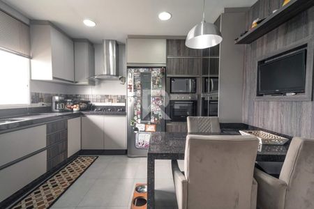 8_photo/94dcfad3b5.f3799f84f263c902-ATLAS-06c0c4a0-45a3-4e61-b1a9-1ec6899abc9b.jpg de casa à venda com 3 quartos, 296m² em Uberaba, Curitiba