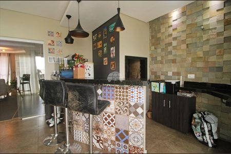 10_photo/94dcfad3b5.f3799f84f263c902-ATLAS-1ee6a982-2092-446c-a8f7-bbfbb3a97665.jpg de casa para alugar com 3 quartos, 296m² em Uberaba, Curitiba
