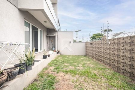 11_photo/94dcfad3b5.f3799f84f263c902-ATLAS-588e4461-31e7-4fba-b75c-2bb93dc1706e.jpg de casa à venda com 3 quartos, 296m² em Uberaba, Curitiba