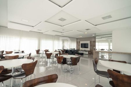 29_photo/94dcfad3b5.f3799f84f263c902-ATLAS-878a81a1-b3fa-4853-89e5-9710e2d7cdab.jpg de casa à venda com 3 quartos, 296m² em Uberaba, Curitiba