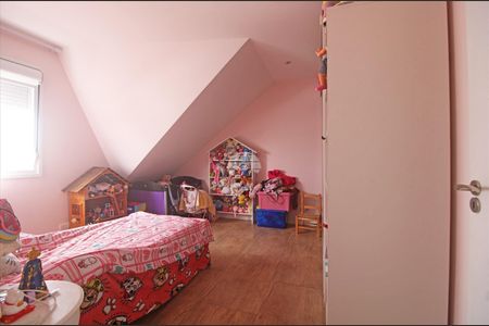 23_photo/94dcfad3b5.f3799f84f263c902-ATLAS-ca41d230-0940-417a-bdf8-579eb46d505f.jpg de casa para alugar com 3 quartos, 296m² em Uberaba, Curitiba