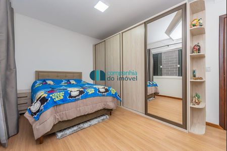 3_photo/94dcfad47d.d60ed16da6b331d7-ATLAS-0a2d14c1-63a2-4bc0-adbf-40c038e4fa67.jpg de casa à venda com 3 quartos, 148m² em Boqueirão, Curitiba