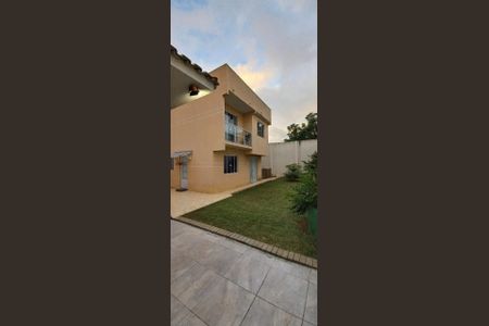 7_photo/94dcfad47d.d60ed16da6b331d7-ATLAS-409b21e1-081e-4ff1-9c3a-391311f50f43.jpg de casa à venda com 3 quartos, 148m² em Boqueirão, Curitiba