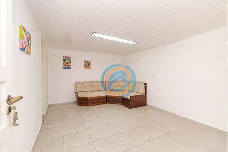 36_photo/94dcfad63b.201b5df007c8fb6e-ATLAS-6a55cc3e-4bcc-4a7a-849f-a2714ec46db4.jpg de casa à venda com 4 quartos, 250m² em Boqueirão, Curitiba