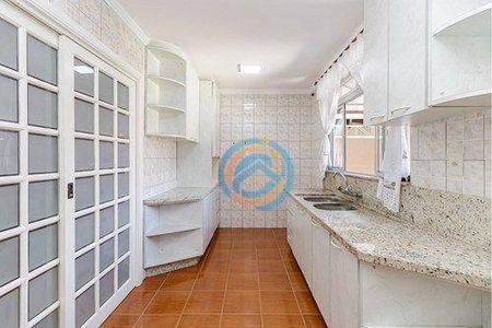 22_photo/94dcfad63b.201b5df007c8fb6e-ATLAS-768ec04d-aaef-4221-864d-205a4a6ec12a.jpg de casa à venda com 4 quartos, 250m² em Boqueirão, Curitiba