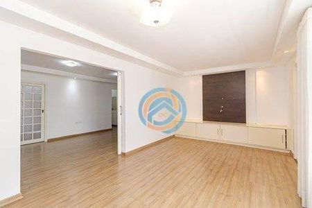 15_photo/94dcfad63b.201b5df007c8fb6e-ATLAS-7979d942-2613-431a-b502-e7010e4d693a.jpg de casa à venda com 4 quartos, 250m² em Boqueirão, Curitiba