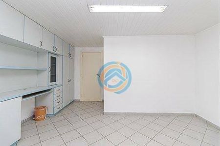 40_photo/94dcfad63b.201b5df007c8fb6e-ATLAS-d9a487a3-a7ae-4f12-9a0d-2a137a2cd58d.jpg de casa à venda com 4 quartos, 250m² em Boqueirão, Curitiba