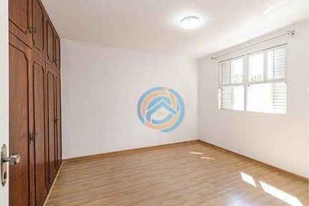 24_photo/94dcfad63b.201b5df007c8fb6e-ATLAS-ed7d9b1e-7bd1-430f-ab97-742d6c584a41.jpg de casa à venda com 4 quartos, 250m² em Boqueirão, Curitiba