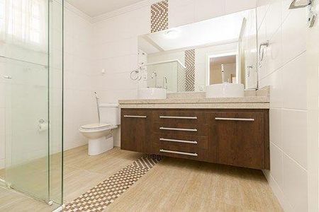 3_photo/94dcfad63b.f1ebba836060b494-ATLAS-091ea340-f65a-4e82-80e9-0c3a8f801ca2.jpg de casa à venda com 4 quartos, 250m² em Boqueirão, Curitiba