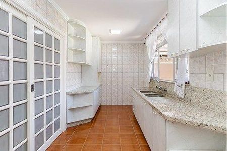 22_photo/94dcfad63b.f1ebba836060b494-ATLAS-31adbc89-5410-40c6-9e2b-2c92cc8d511d.jpg de casa à venda com 4 quartos, 250m² em Boqueirão, Curitiba