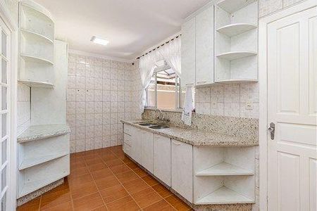 21_photo/94dcfad63b.f1ebba836060b494-ATLAS-b33c02fe-5876-4090-be95-987d6a7bd927.jpg de casa à venda com 4 quartos, 250m² em Boqueirão, Curitiba