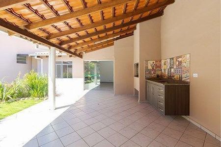 12_photo/94dcfad63b.f1ebba836060b494-ATLAS-eada15bc-2aa4-4f48-98e5-0e2dd06bceb4.jpg de casa à venda com 4 quartos, 250m² em Boqueirão, Curitiba