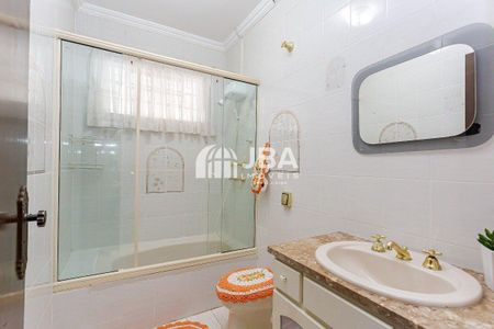 12_photo/94dcfae009.8dcc28213321b9fb-ATLAS-7dfd9e58-e1a1-48e5-80db-7ea37a986c6c.jpg de casa à venda com 5 quartos, 265m² em Boqueirão, Curitiba