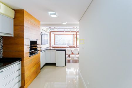 5_photo/94dcfae033.b0a88cb1fafa113c-ATLAS-7406c60e-96ef-46ce-8fcf-2ce3b7db9c46.jpg de casa à venda com 4 quartos, 291m² em Hauer, Curitiba