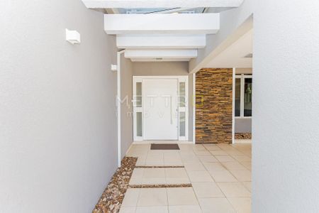 1_photo/94dcfae033.b0a88cb1fafa113c-ATLAS-ebf1947b-df65-4d10-acb4-e097c77e8b18.jpg de casa à venda com 4 quartos, 291m² em Hauer, Curitiba