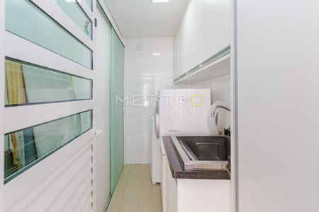 7_photo/94dcfae033.b0a88cb1fafa113c-ATLAS-f7ac8acf-84ad-4c03-9686-c77abb5f5dea.jpg de casa à venda com 4 quartos, 291m² em Hauer, Curitiba