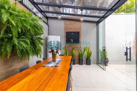 30_photo/94dcfae041.9d59febd13ef1e73-ATLAS-e70de636-ee86-4c8b-a67f-de02b9d064c7.jpg de casa à venda com 0 quarto, 180m² em Boqueirão, Curitiba