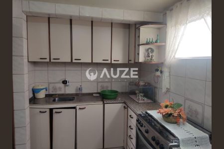 3_photo/94dcfae051.de9b534f8374a597-ATLAS-52adbef2-95ec-475c-b50f-6dd431e9e0ca.jpg de casa à venda com 3 quartos, 155m² em Boqueirão, Curitiba