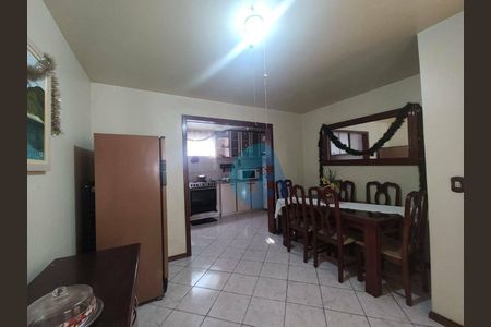 12_photo/94dcfae051.de9b534f8374a597-ATLAS-aa219824-3a17-48aa-b4a6-8c37c73f2e92.jpg de casa à venda com 3 quartos, 155m² em Boqueirão, Curitiba