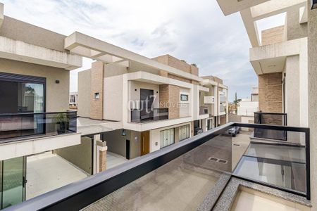 2_photo/94dcfae1ab.0147e9adf0b4bdbc-ATLAS-3d5fbfd9-86ec-437b-9bff-0e08576ea9dd.jpg de casa à venda com 3 quartos, 138m² em Boqueirão, Curitiba