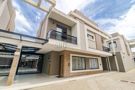 4_photo/94dcfae1ab.0147e9adf0b4bdbc-ATLAS-8d828453-027f-497a-80dc-5da955429a52.jpg de casa à venda com 3 quartos, 138m² em Boqueirão, Curitiba