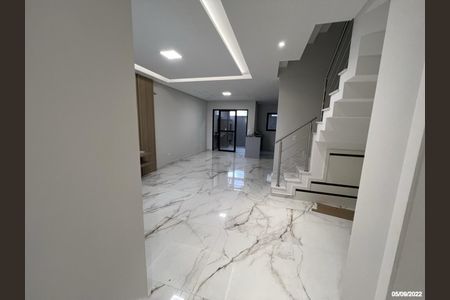 6_photo/94dcfae1b9.ee00b1a406192cdc-ATLAS-1d8e7ce9-66c0-4972-bba8-e9bbd5c7c897.jpg de casa para alugar com 3 quartos, 151m² em Hauer, Curitiba