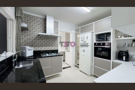 13_photo/94dcfae735.8e16fa7890a32da2-ATLAS-2dd83b38-aff9-4f41-93f9-7b415353f312.jpg de casa à venda com 3 quartos, 140m² em Boqueirão, Curitiba