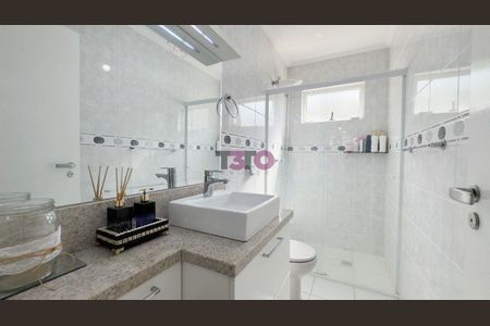 25_photo/94dcfae735.8e16fa7890a32da2-ATLAS-475e1cc1-6a3b-4423-9f6c-175c767a97ab.jpg de casa à venda com 3 quartos, 140m² em Boqueirão, Curitiba