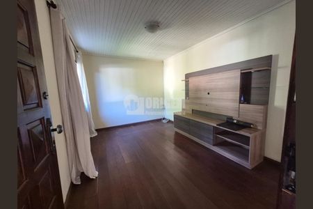 3_photo/94dcfae7b9.918d0294a17b71ef-ATLAS-b1bb3482-dc1f-4dd8-853d-acd6a1f2199b.jpg de casa para alugar com 3 quartos, 250m² em Hauer, Curitiba