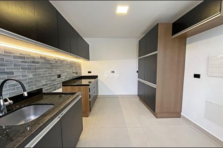 7_photo/94dcfaeac3.4b4cb633e174f736-ATLAS-b7f8d04d-f31f-4276-8cc2-ce820d1b0724.jpg de casa para alugar com 3 quartos, 120m² em Uberaba, Curitiba